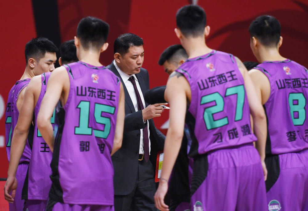 这两位;承包不少人青春的文学创作者终于同台了